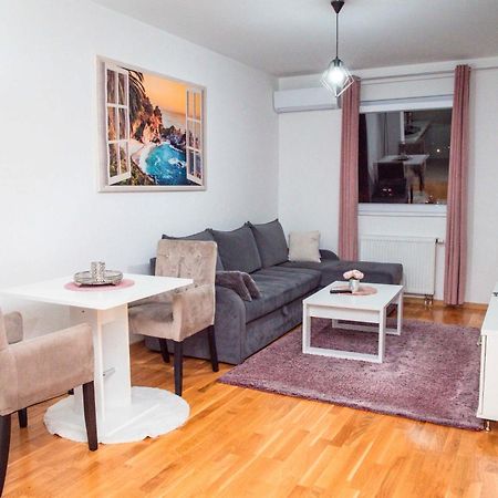 Apartman Royal 2 Doboj Bagian luar foto