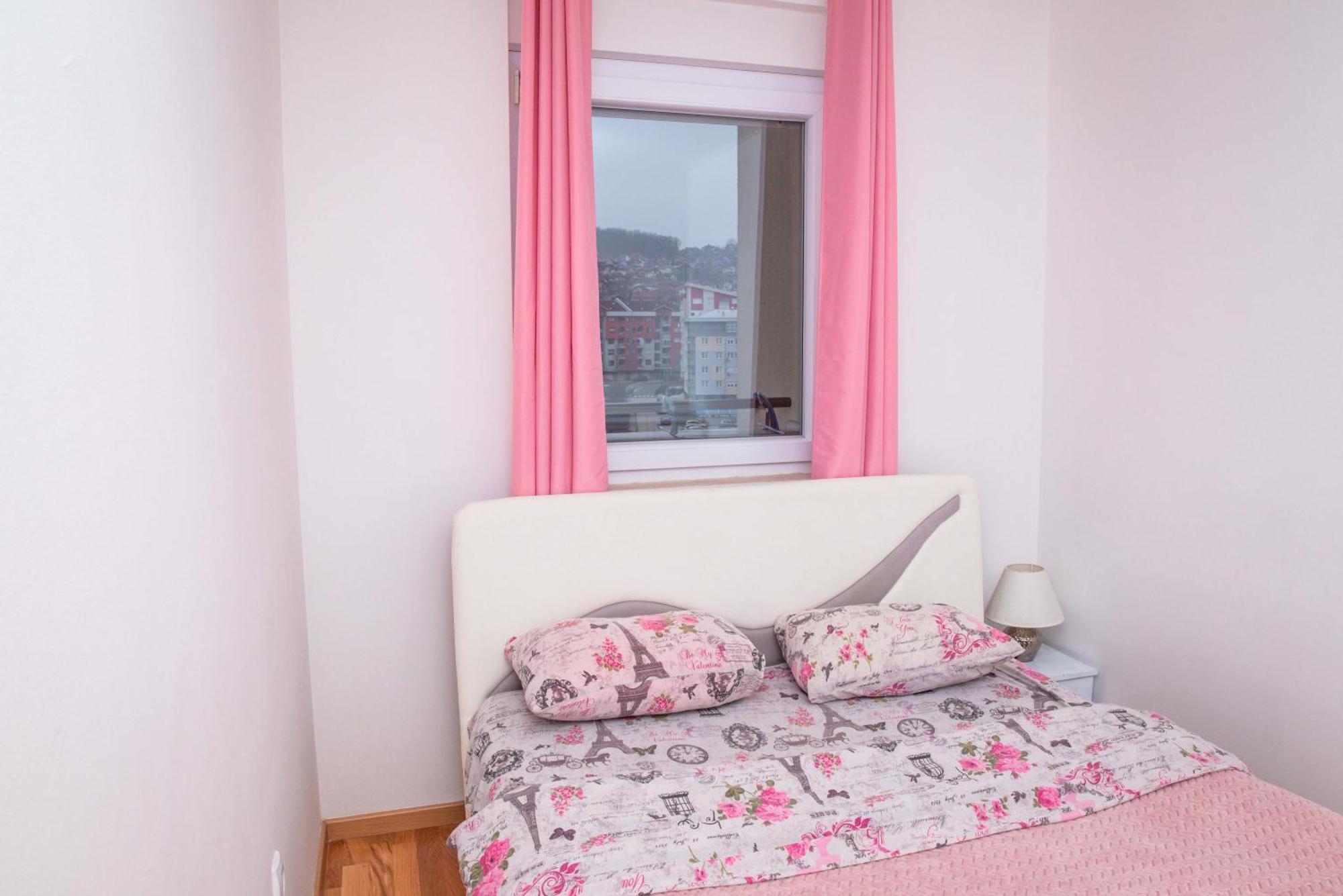 Apartman Royal 2 Doboj Bagian luar foto